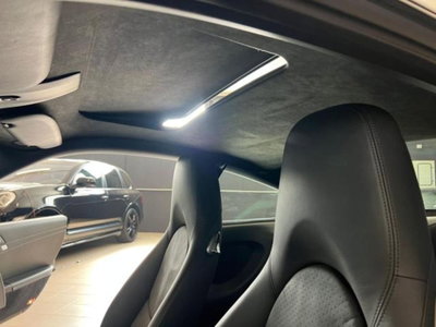 Porsche 911 Coupé Carrera 4 (13)