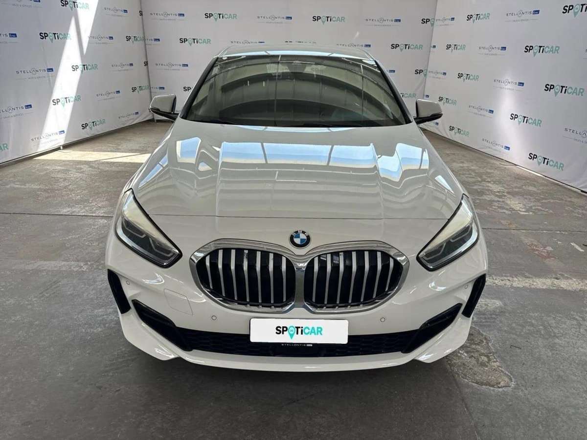 BMW Serie 1 5p. 116d 5p. Msport (4)