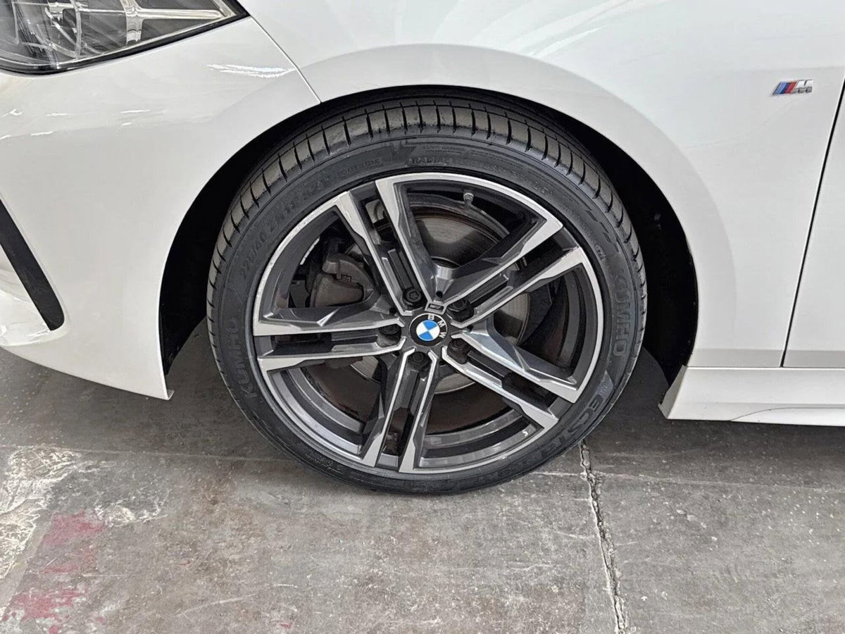 BMW Serie 1 5p. 116d 5p. Msport (5)
