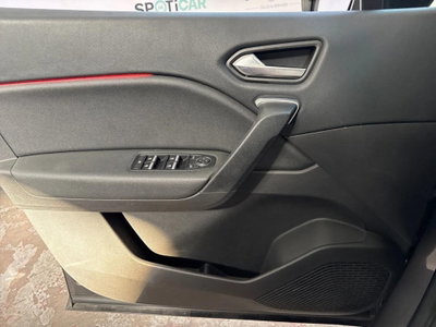 Renault Captur Mild Hybrid 140 CV Techno (17)
