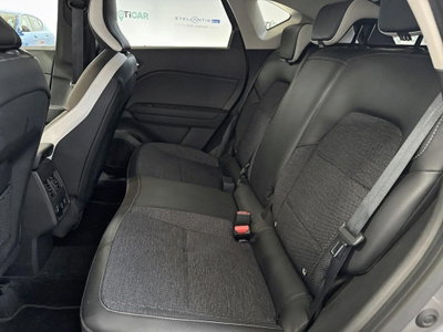 Renault Captur Mild Hybrid 140 CV Techno (18)