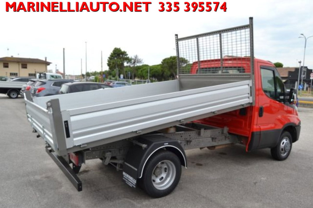Iveco Daily Telaio 35C13 2.3 HPT PLM-RG Cabinato (5)