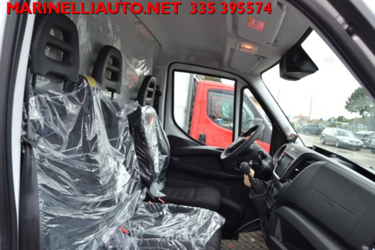 Iveco Daily Furgone 35S14V 2.3 HPT PLM-TA Furgone (18)