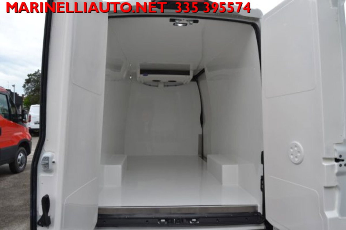 Iveco Daily Furgone 35S14V 2.3 HPT PLM-TA Furgone (19)