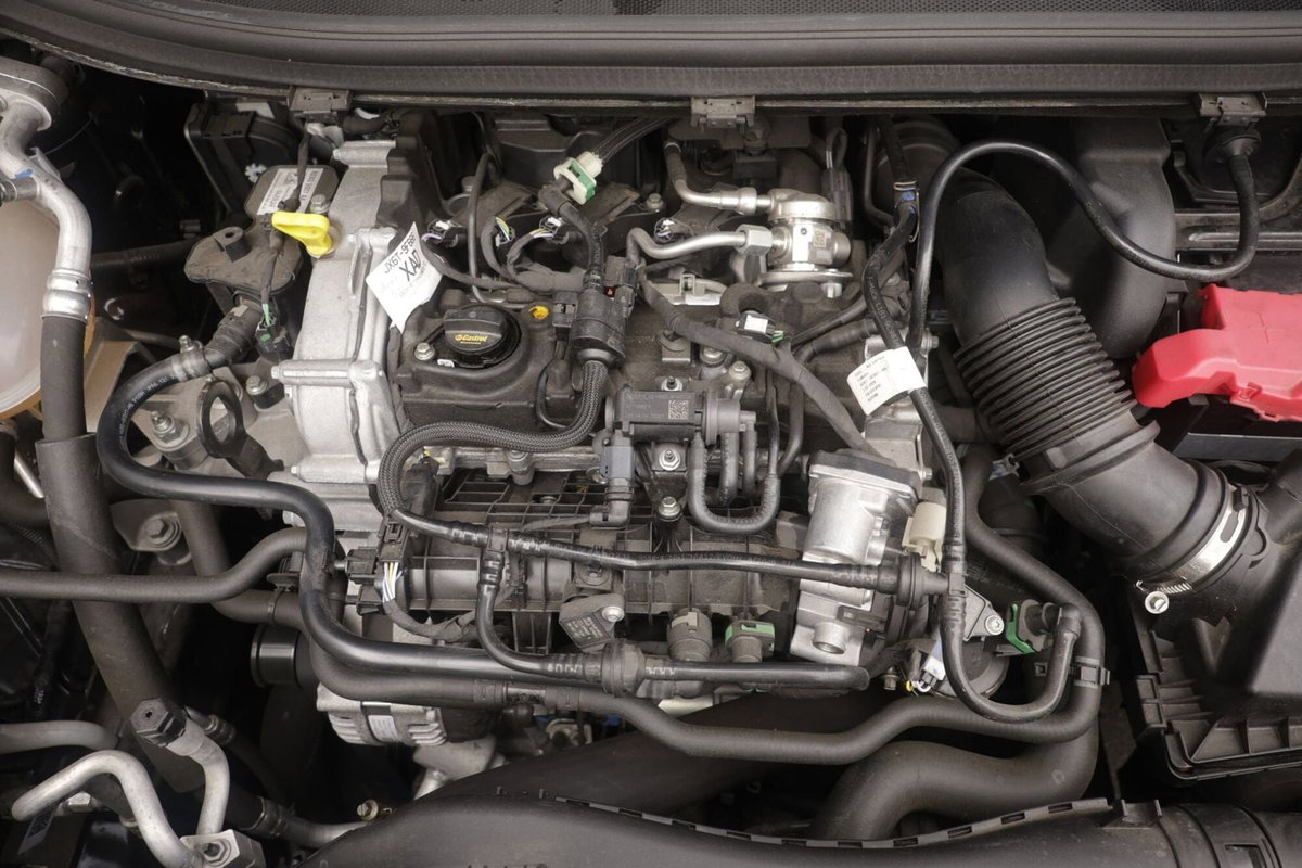 Ford Transit Courier Furgone 1.0 ecoboost 125cv Active (18)