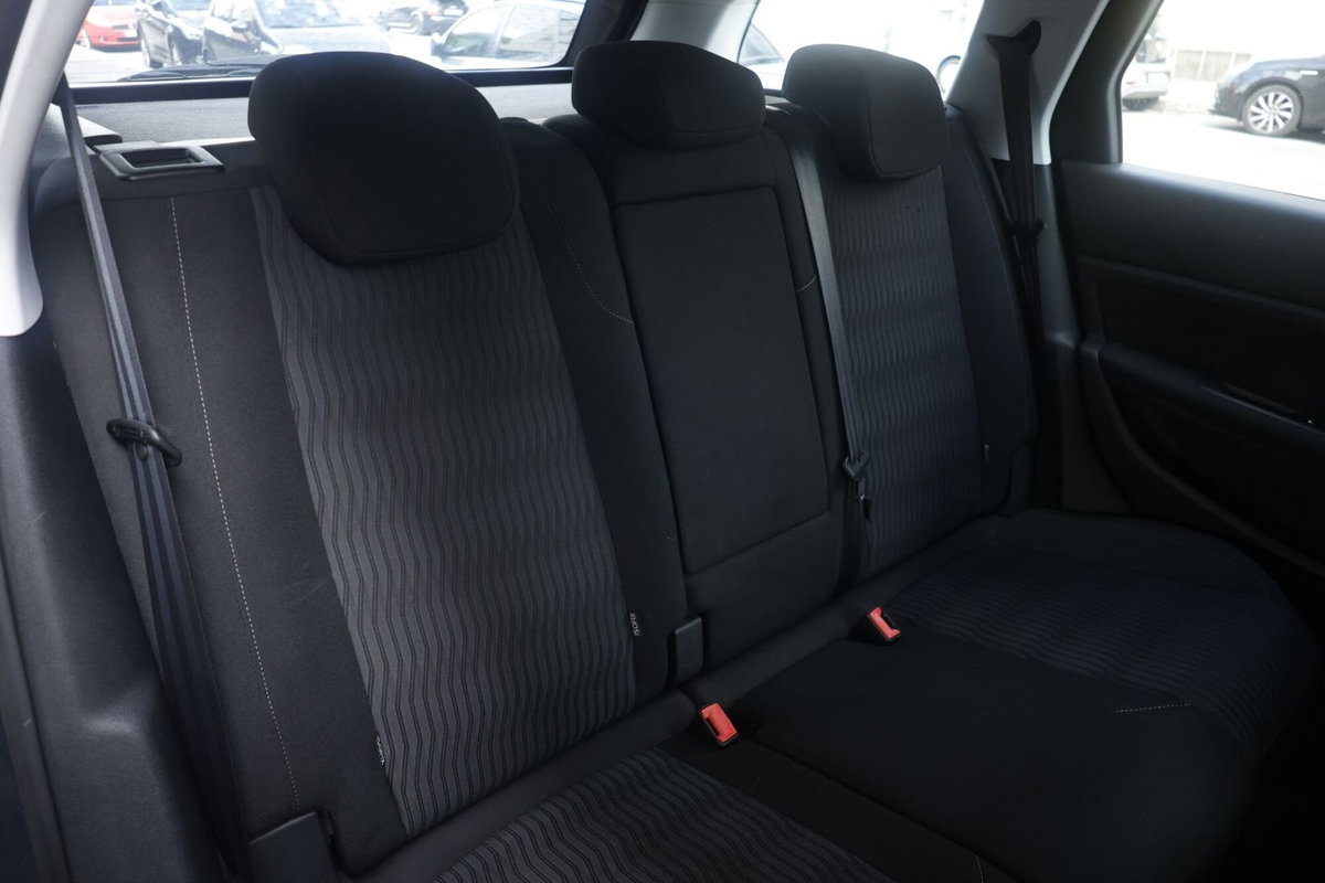 Peugeot 308 SW BlueHDi 150 S&S Allure (13)