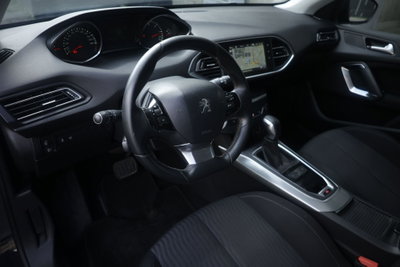 Peugeot 308 SW BlueHDi 150 S&S Allure (15)