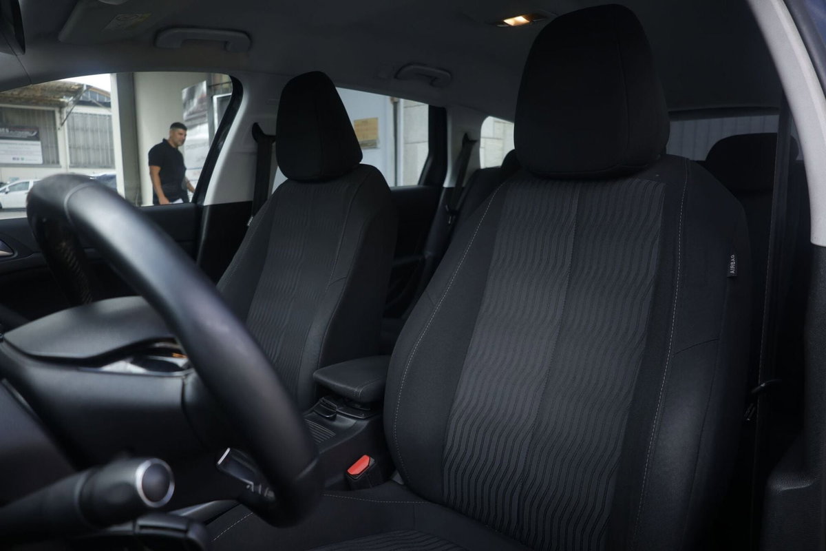 Peugeot 308 SW BlueHDi 150 S&S Allure (17)
