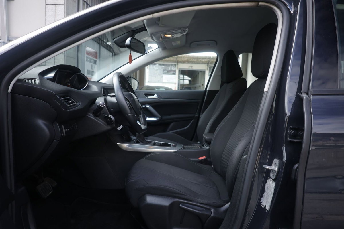 Peugeot 308 SW BlueHDi 150 S&S Allure (18)