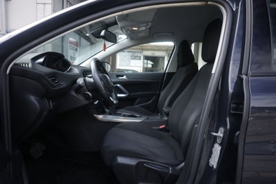 Peugeot 308 SW BlueHDi 150 S&S Allure (18)