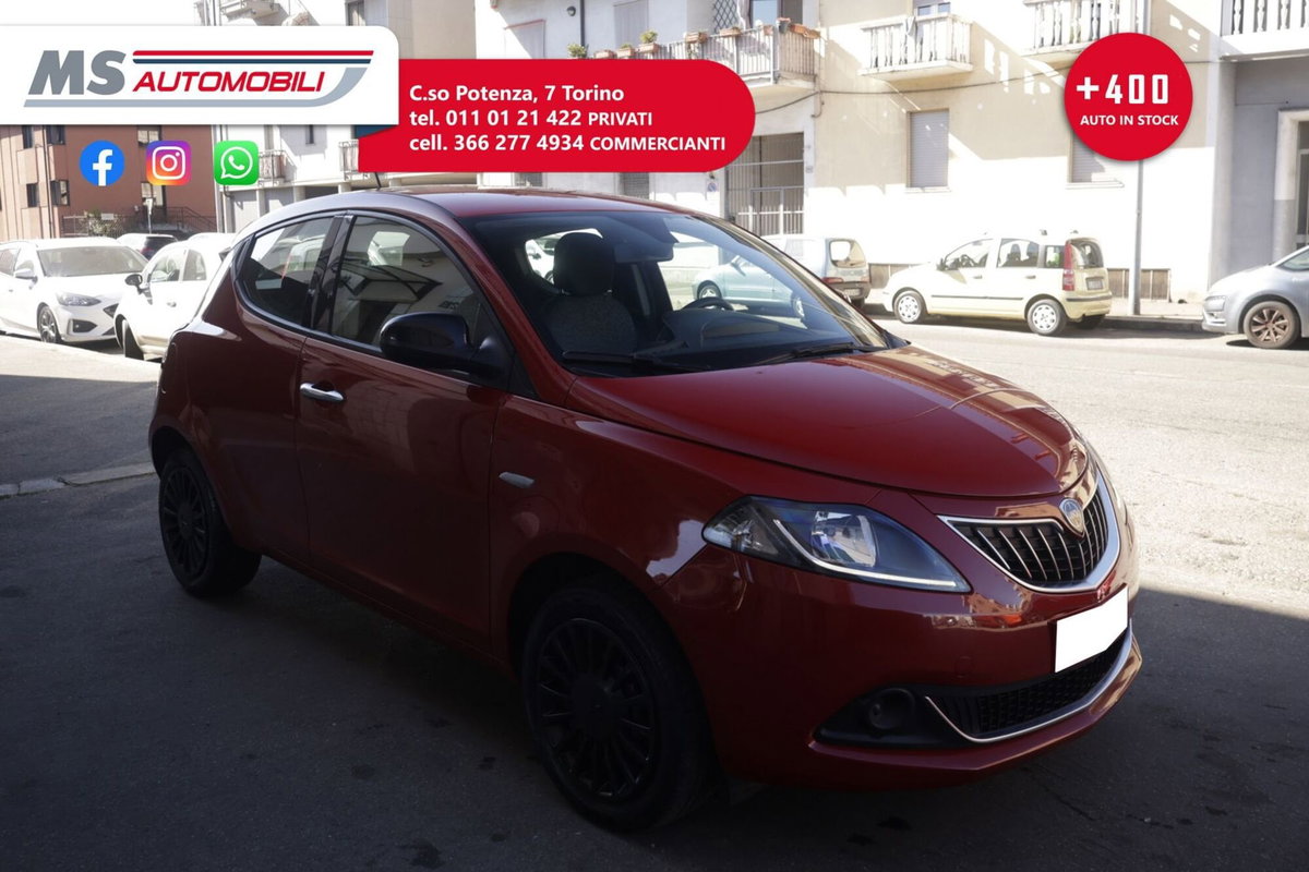 Lancia Ypsilon 1.0 FireFly 5 porte S&S Hybrid Silver Plus
