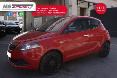 Lancia Ypsilon 1.0 FireFly 5 porte S&S Hybrid Silver Plus (10)