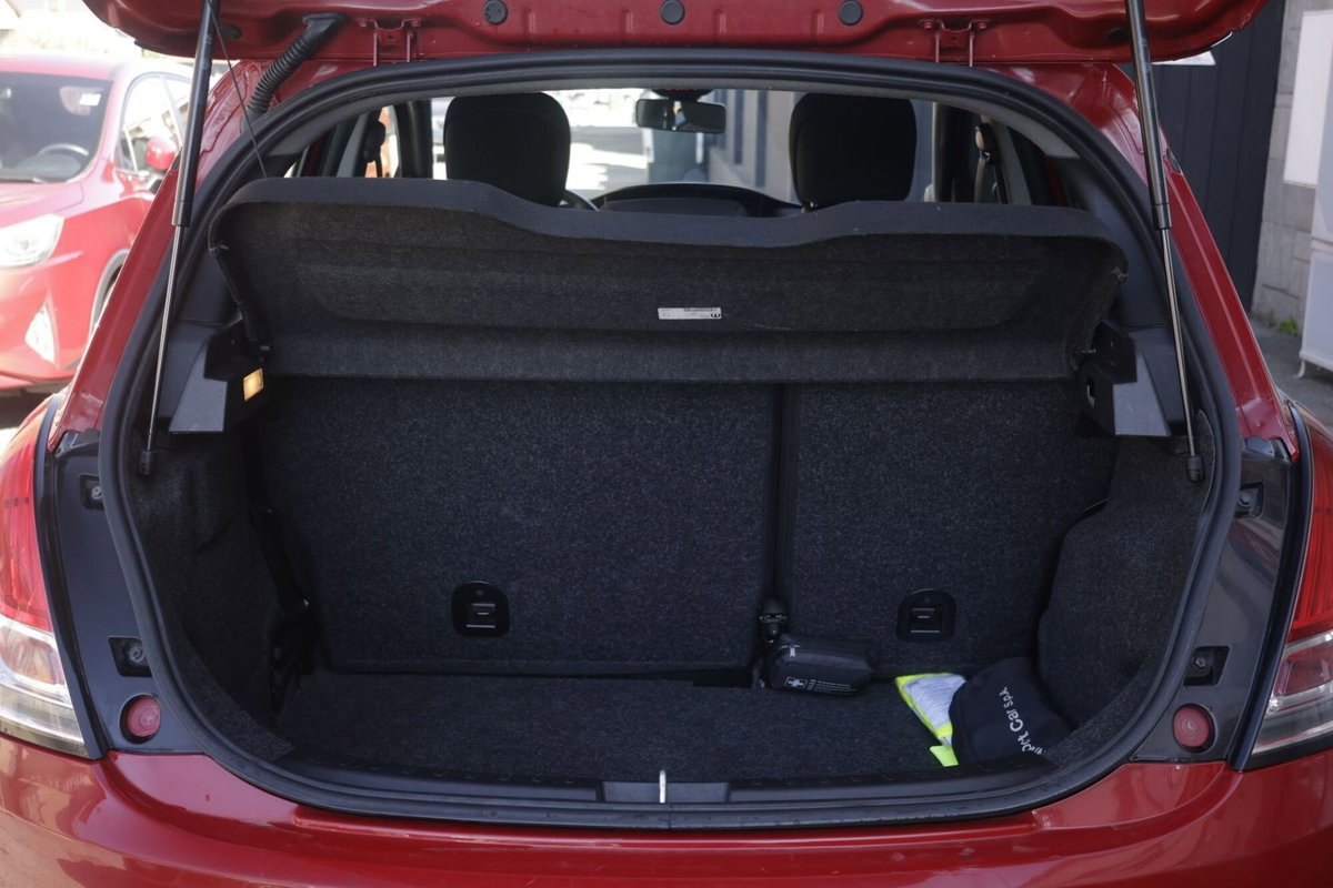 Lancia Ypsilon 1.0 FireFly 5 porte S&S Hybrid Silver Plus (17)