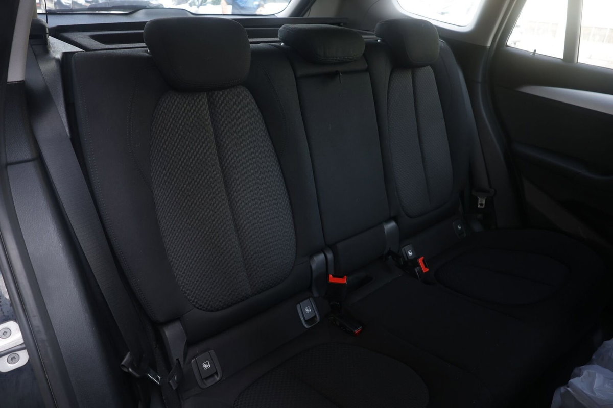 BMW X1 sDrive16d xLine Plus (13)