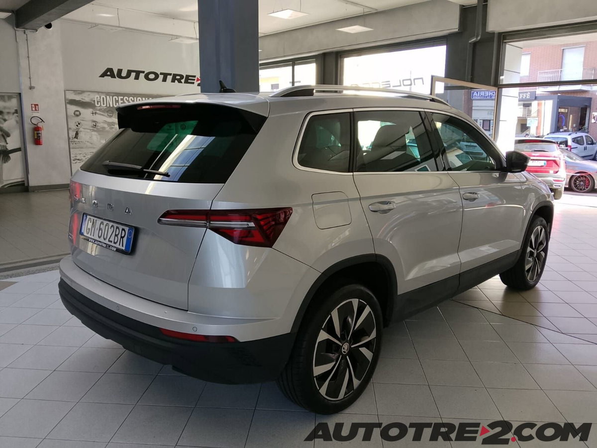 Skoda Karoq 1.5 tsi Style dsg (5)