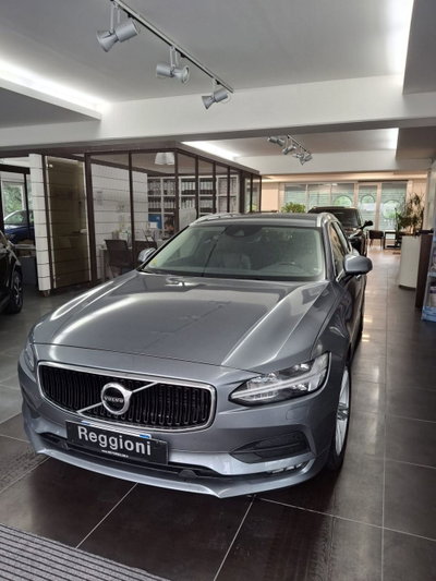 Volvo V90 D4 AWD Geartronic Inscription (3)