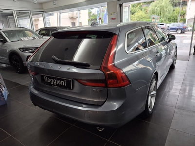 Volvo V90 D4 AWD Geartronic Inscription (6)