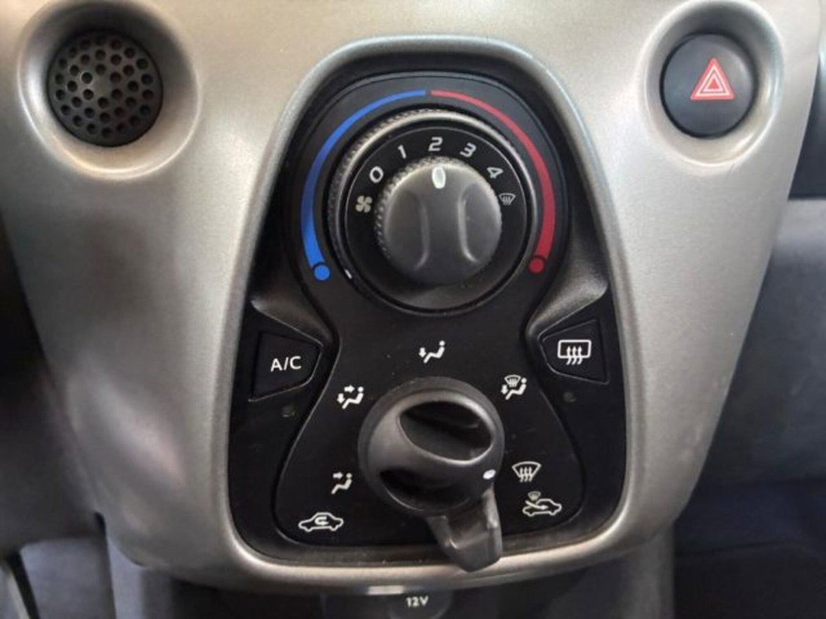 Citroen C1 C1 VTi 68 5 porte Feel (6)