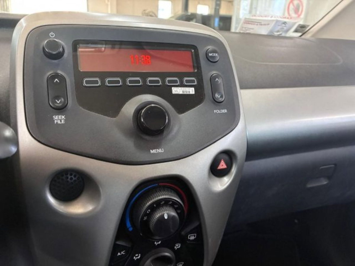 Citroen C1 C1 VTi 68 5 porte Feel (7)