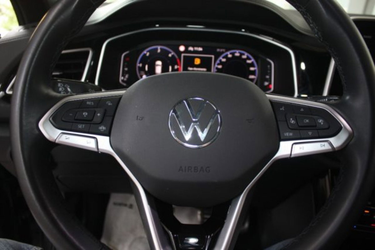 Volkswagen T-Roc 2.0 tdi R-Line 115cv (13)