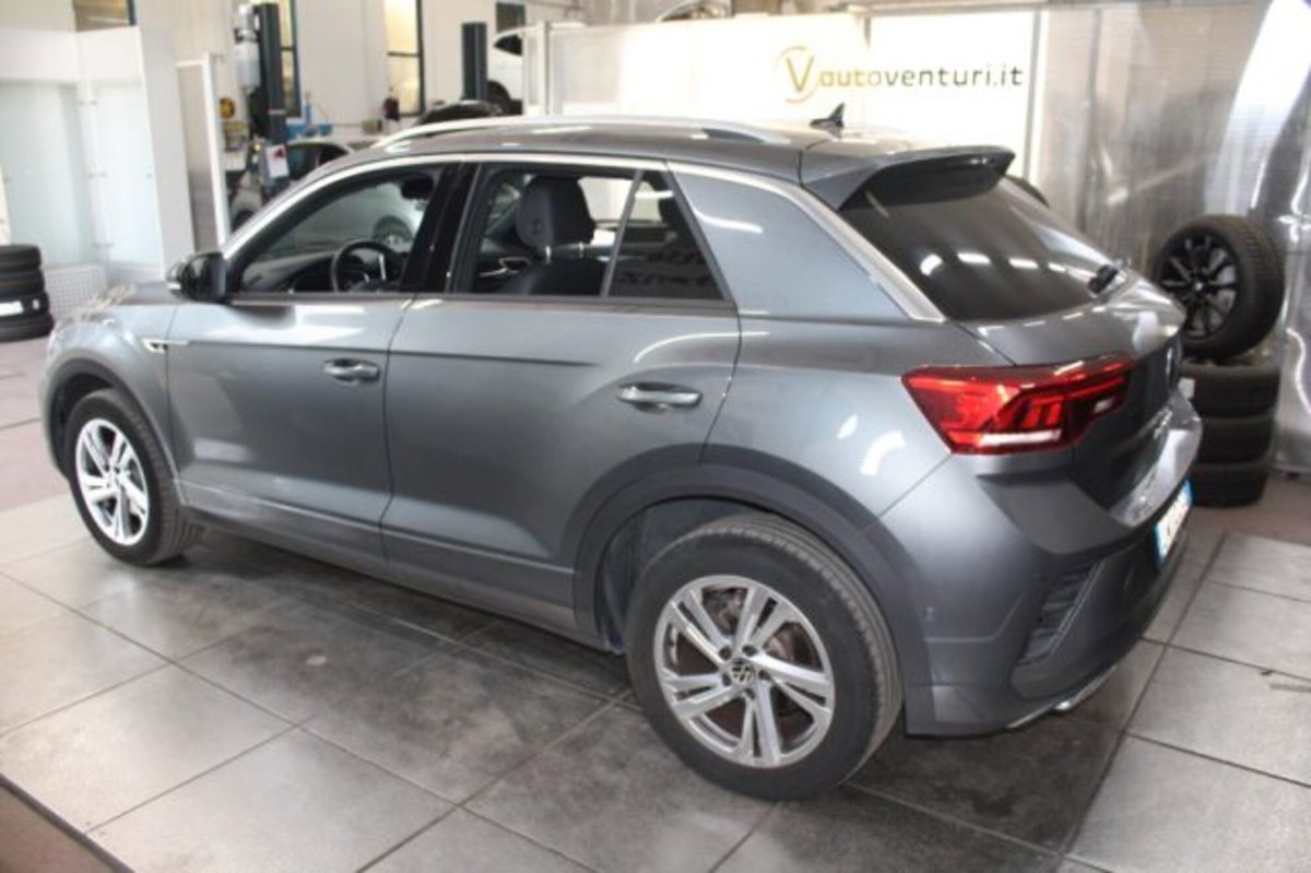 Volkswagen T-Roc 2.0 tdi R-Line 115cv (5)