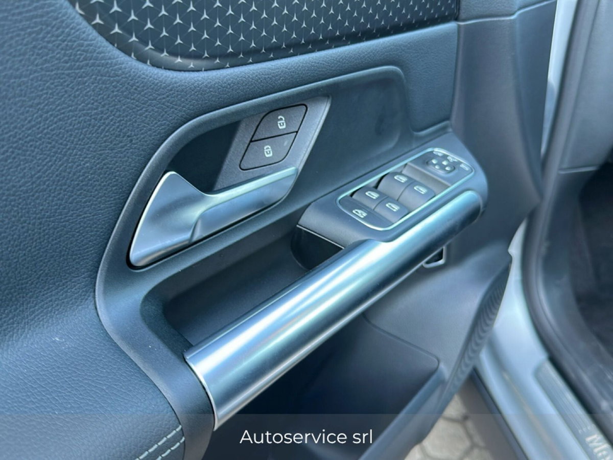 Mercedes-Benz GLA SUV 200 d Progressive Extra auto (10)