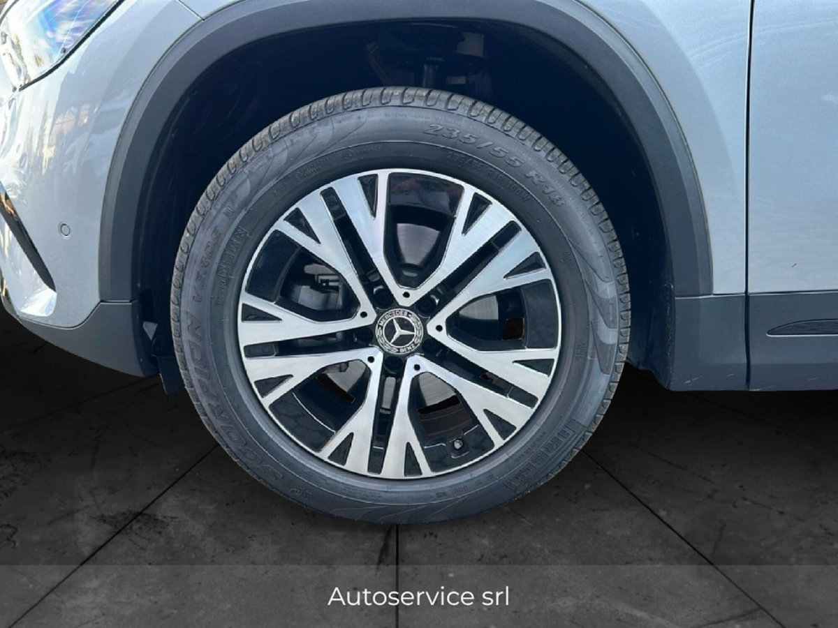 Mercedes-Benz GLA SUV 200 d Progressive Extra auto (11)