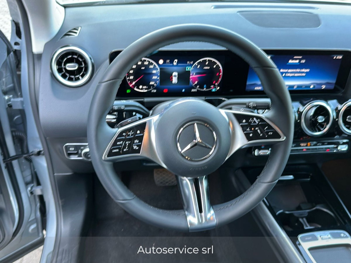 Mercedes-Benz GLA SUV 200 d Progressive Extra auto (17)