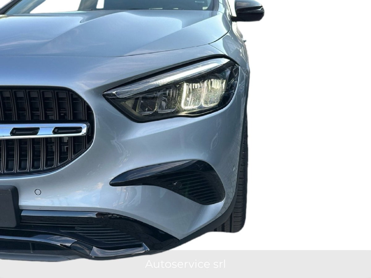 Mercedes-Benz GLA SUV 200 d Progressive Extra auto (8)