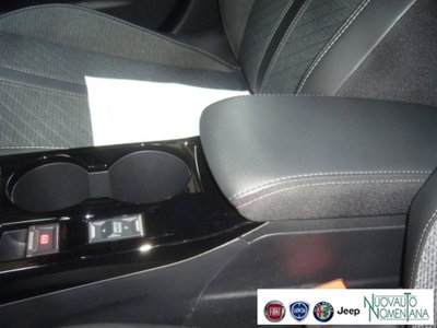 Peugeot 2008 PureTech 100 S&S Allure (17)