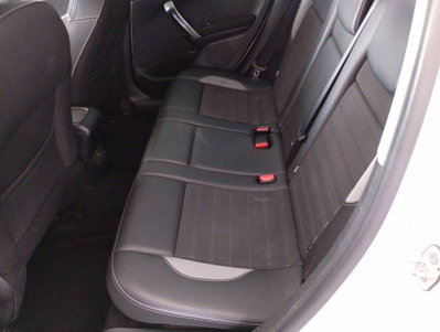 Peugeot 2008 VTi 82CV Allure (20)