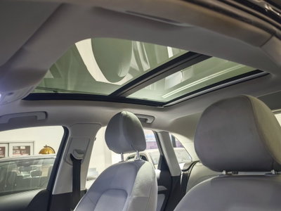 Audi Q3 2.0 TDI quattro Advanced (19)