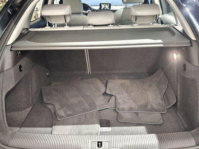 Audi Q3 2.0 TDI quattro Advanced (20)