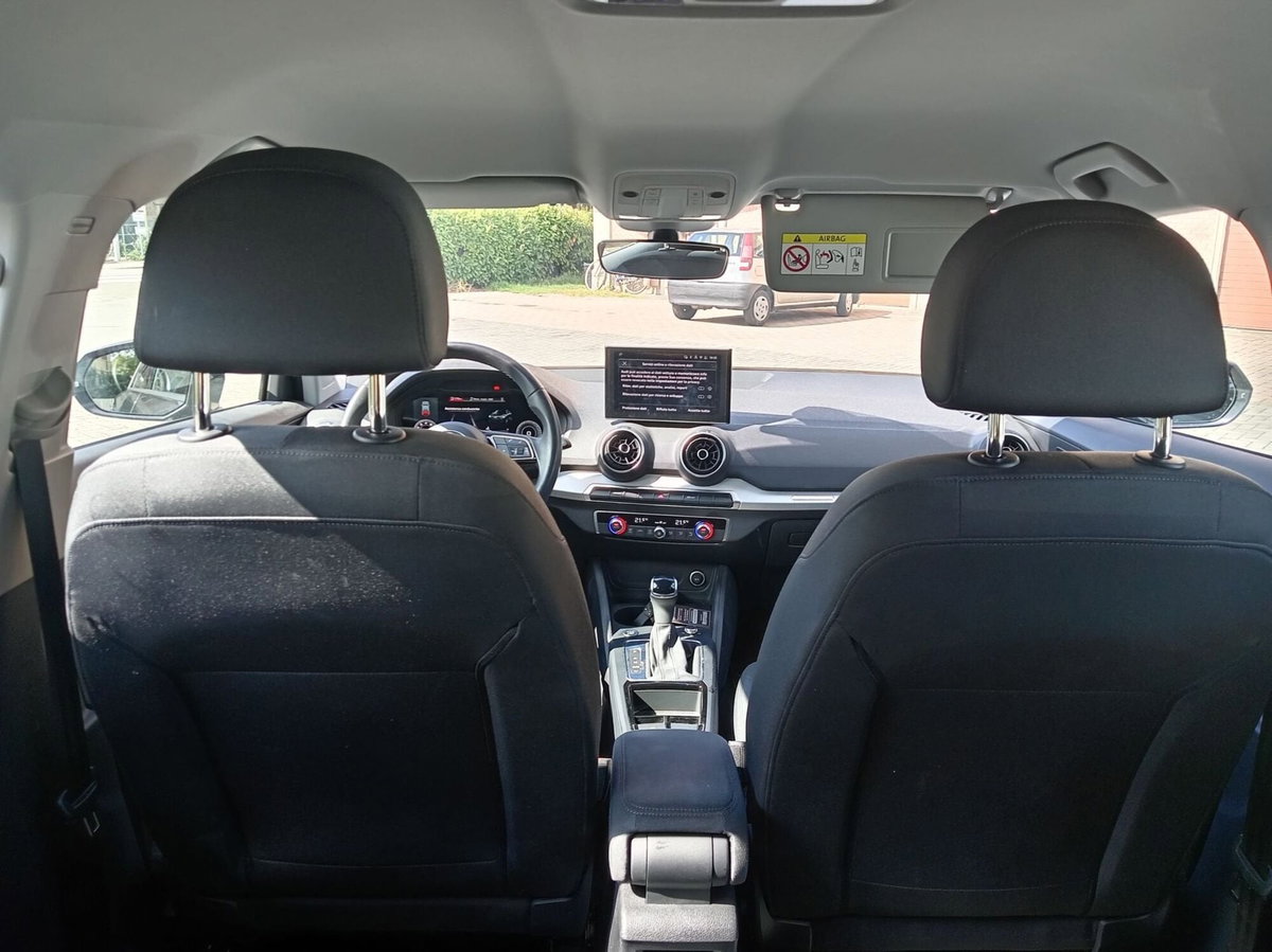 Audi Q2 Q2 35 TFSI S tronic S line Edition (16)
