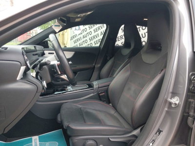 Mercedes-Benz Classe A 200 d Premium (10)