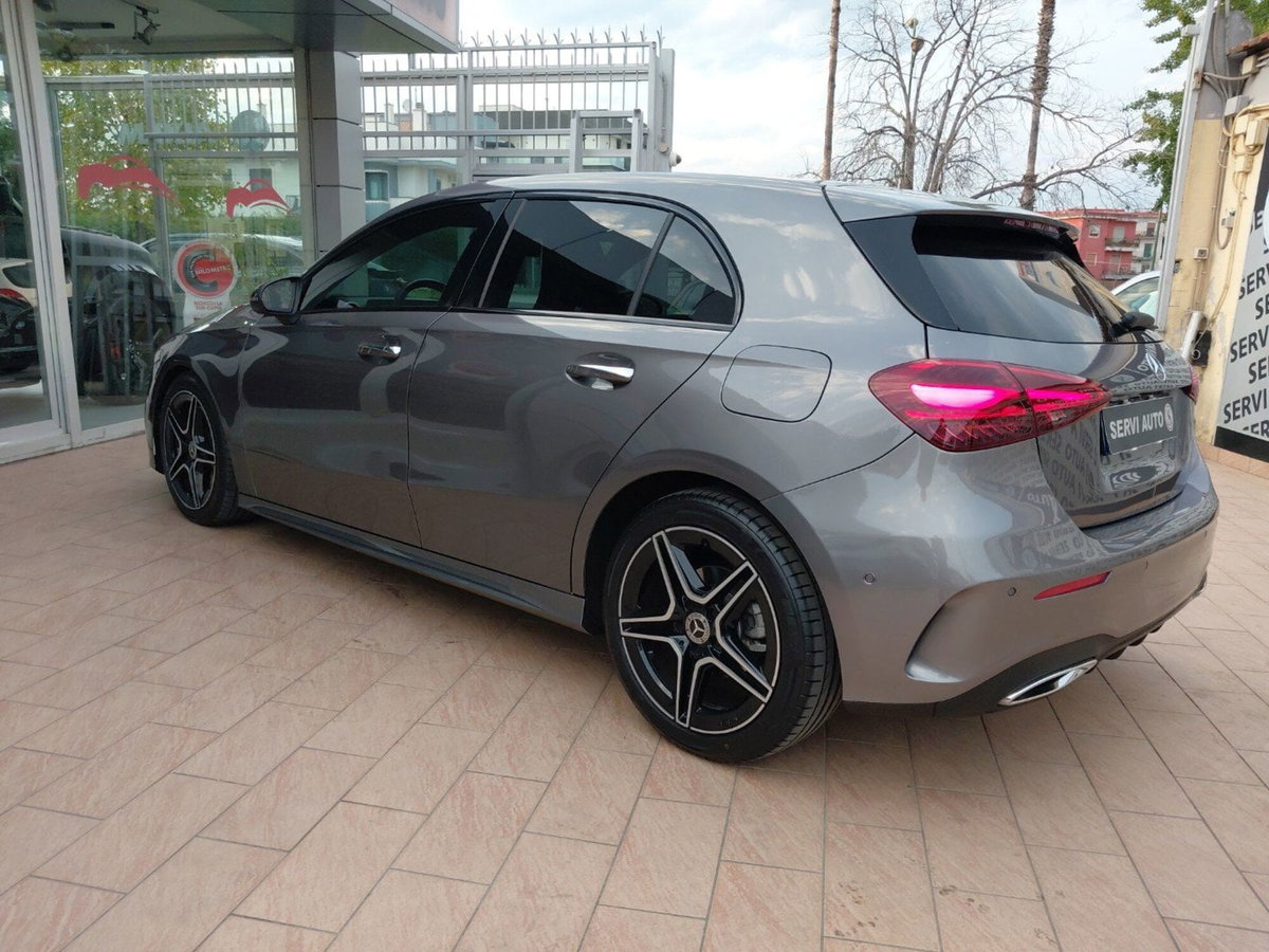 Mercedes-Benz Classe A 200 d Premium (9)