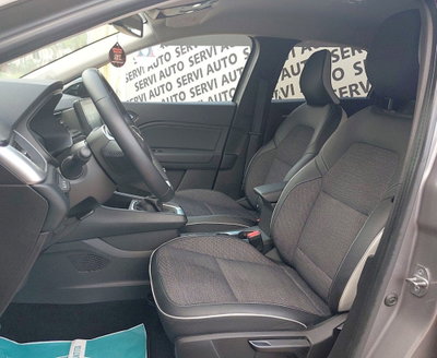 Renault Captur 1.0 tce Techno 90cv (10)