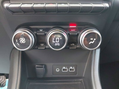 Renault Captur 1.0 tce Techno 90cv (17)