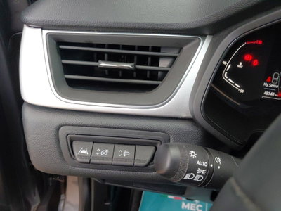 Renault Captur 1.0 tce Techno 90cv (19)