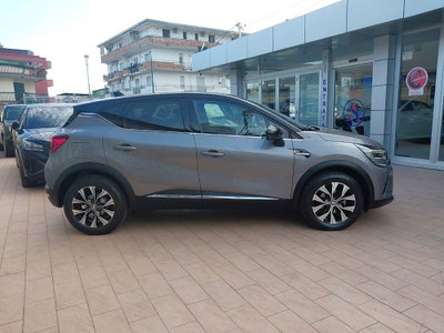 Renault Captur 1.0 tce Techno 90cv (6)