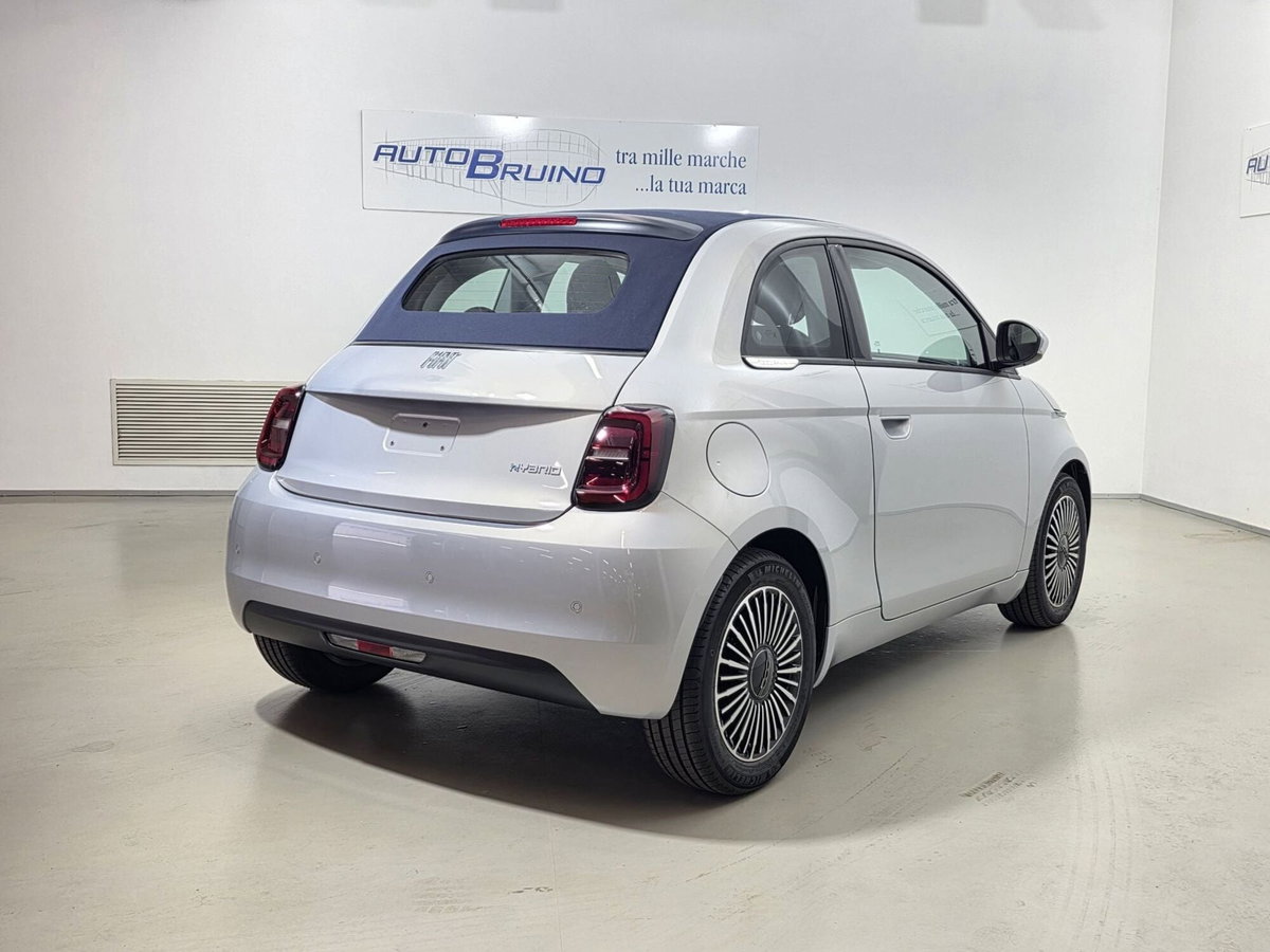 Fiat 500 Cabrio 1.0 Hybrid Dolcevita (5)