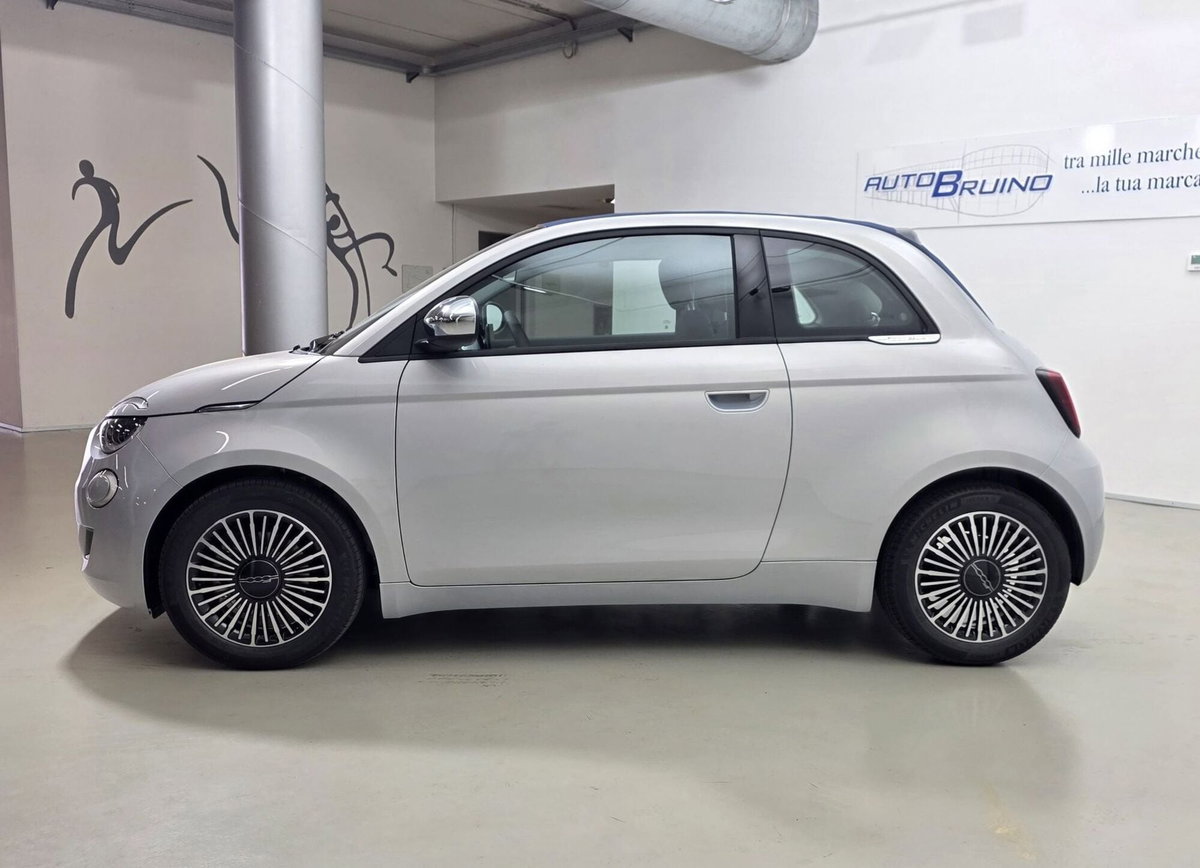Fiat 500 Cabrio 1.0 Hybrid Dolcevita (8)
