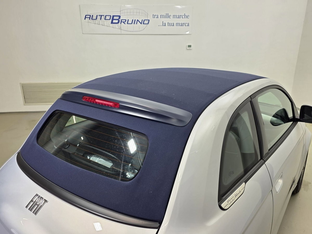 Fiat 500 Cabrio 1.0 Hybrid Dolcevita (9)