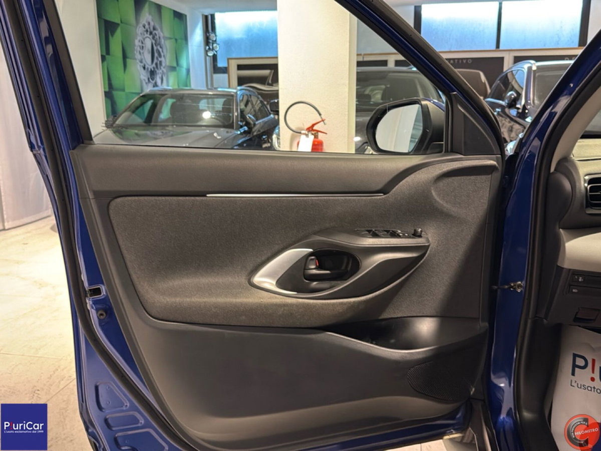 Toyota Yaris Cross 1.5 Hybrid 5p. E-CVT Premiere (18)