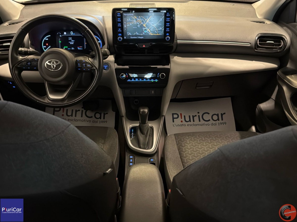 Toyota Yaris Cross 1.5 Hybrid 5p. E-CVT Premiere (3)