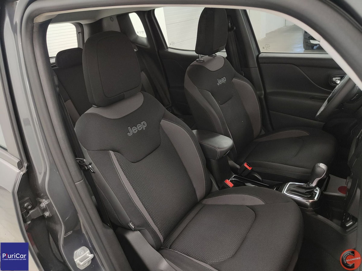 Jeep Renegade 1.3 T4 190CV PHEV 4xe AT6 Limited (5)