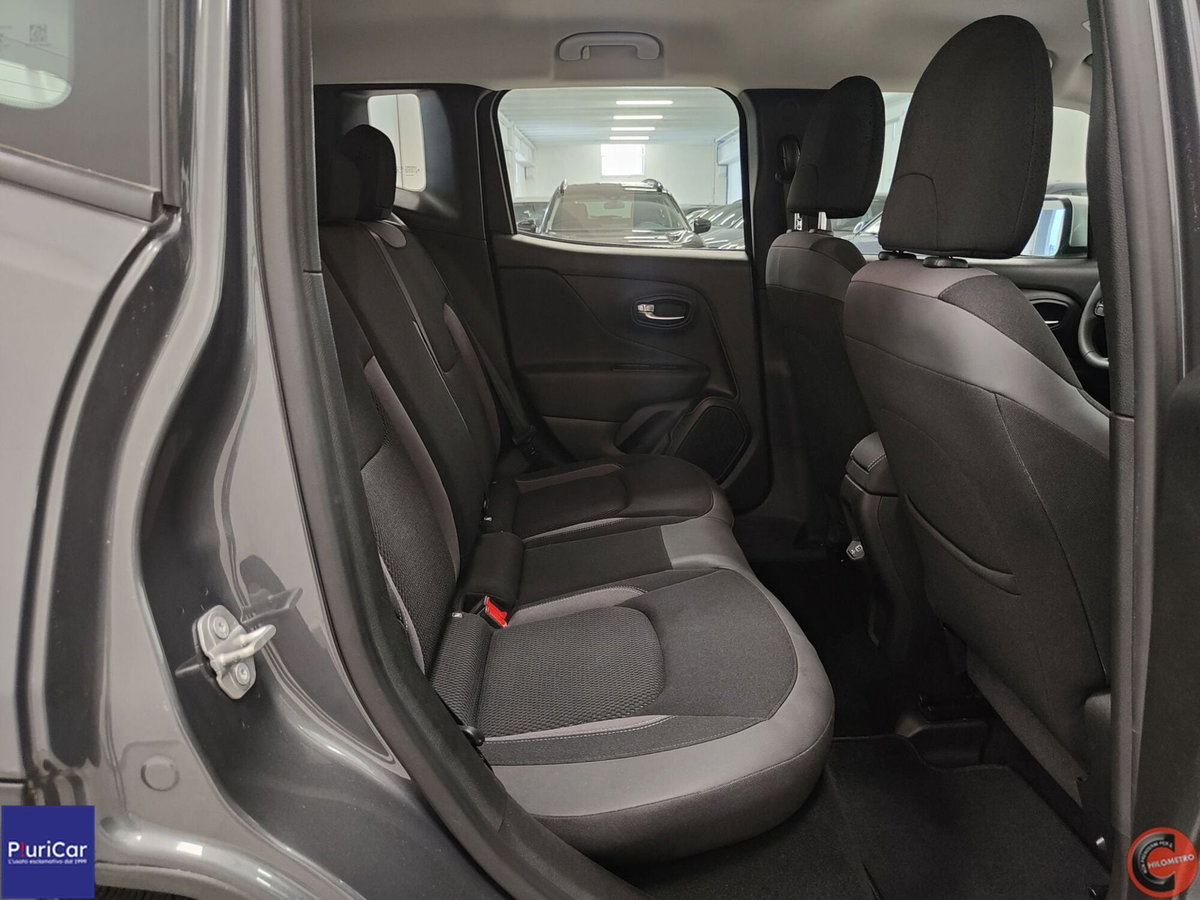 Jeep Renegade 1.3 T4 190CV PHEV 4xe AT6 Limited (7)