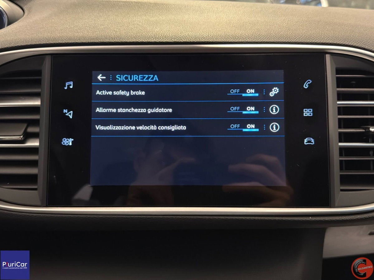 Peugeot 308 SW BlueHDi 130 S&S EAT8 Active (13)