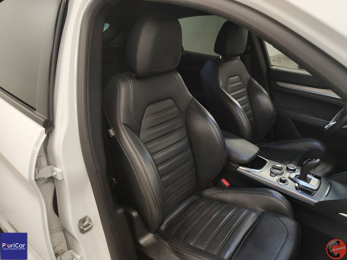 Alfa Romeo Stelvio Stelvio 2.2 Turbodiesel 210 CV AT8 Q4 Veloce (5)