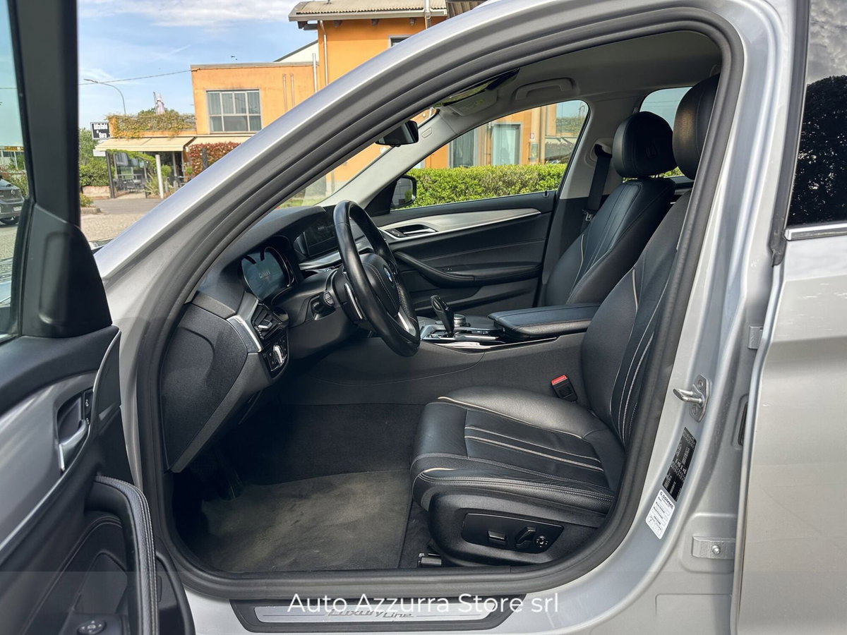 BMW Serie 5 Touring 530d  Luxury (17)